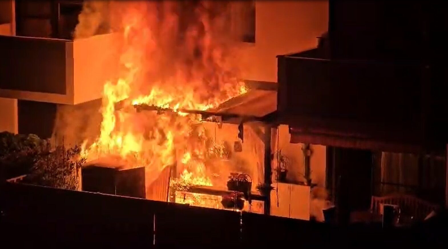 Gebäudebrand in Himberg
